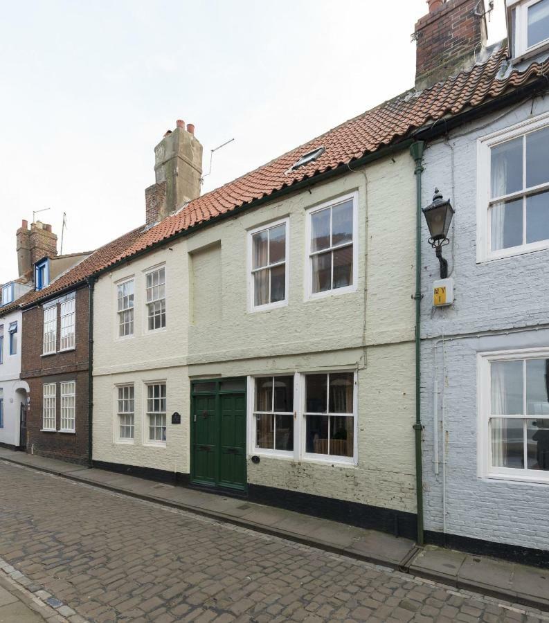 Вилла Cobbles House Уитби Экстерьер фото